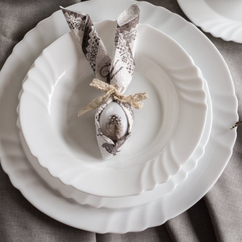 Tanierová obedová súprava z opálového skla EBRO (26 dielna)