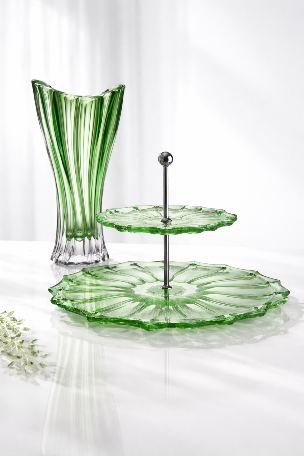 Poschodový etažér na zákusky Aurum Plantica 35cm Green (1 ks)