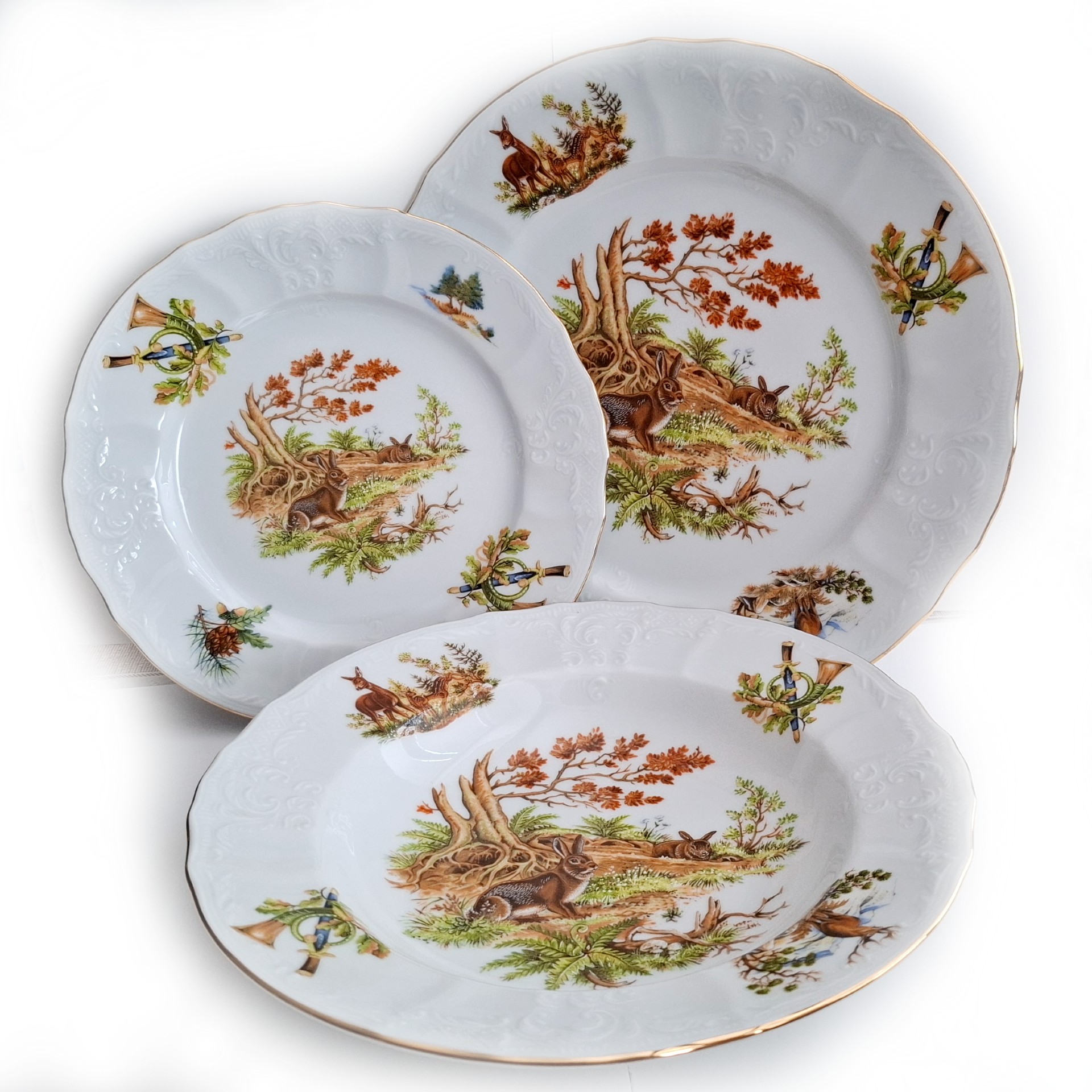 BERNADOTTE 18D tanierová súprava s poľovníckym motívom a zlatou linkou