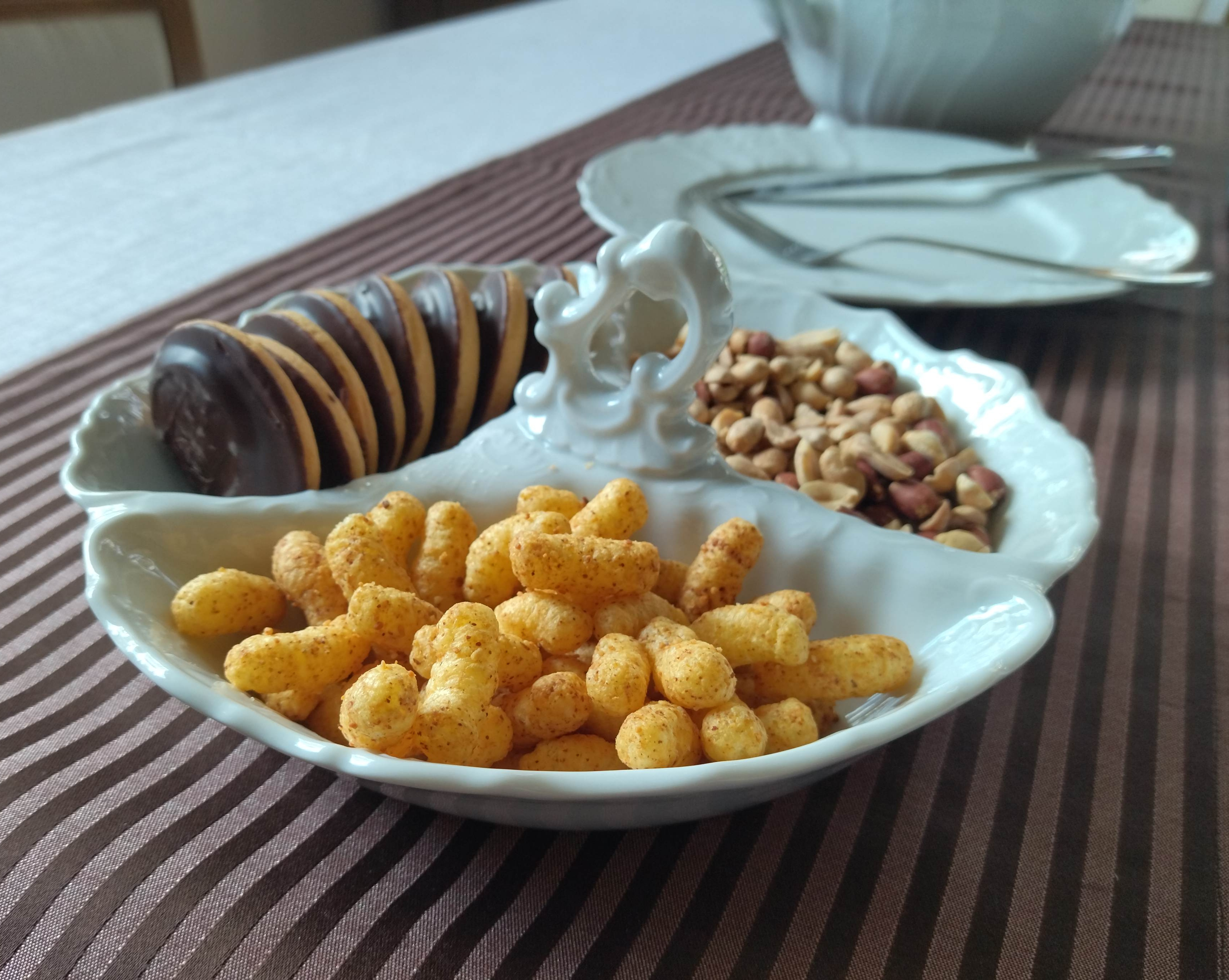 BERNADOTTE - Kabaret malý 3-dielny, biela II. akosť